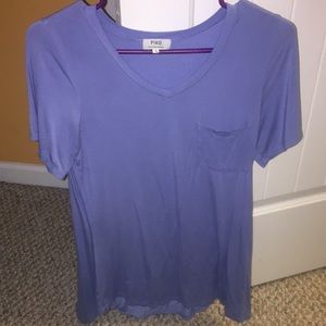 v-neck piko tee